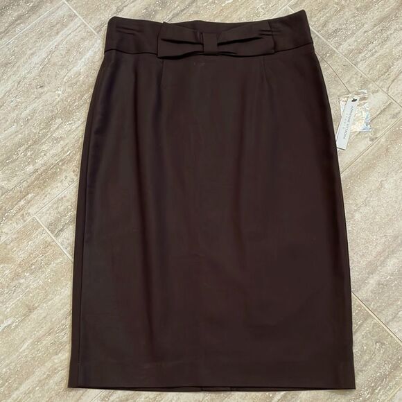 Adrienne Vittadini Brown slim skirt size 6 - Picture 1 of 7